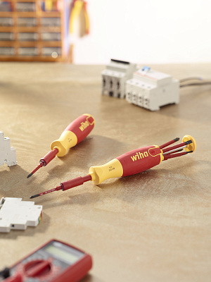 Магазинный держатель LiftUp electric с 6 битами slimBits Wiha (38612)